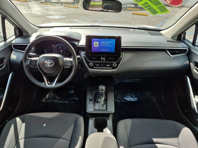 Used 2026 Toyota Corolla Cross LE FWD image 15