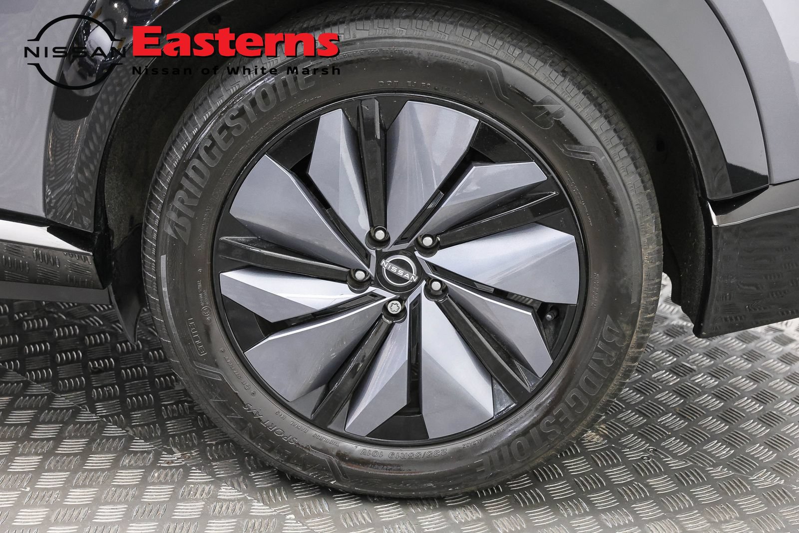 Used 2023 Nissan Ariya FWD image 33