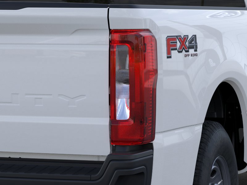 New 2026 Ford F250 XL w/ FX4 Off-Road Package image 21