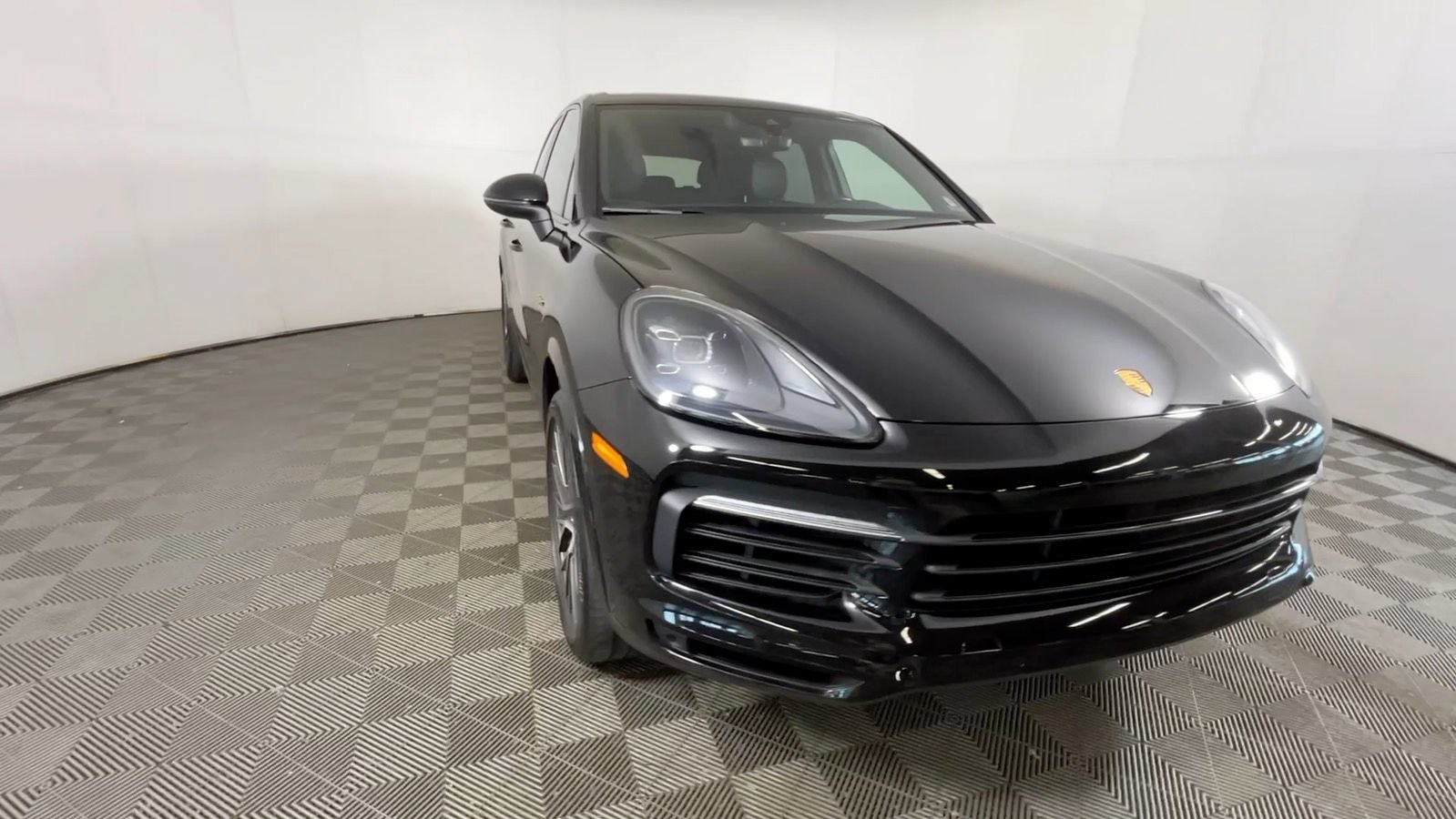 Used 2021 Porsche Cayenne E-Hybrid AWD/4WD image 14