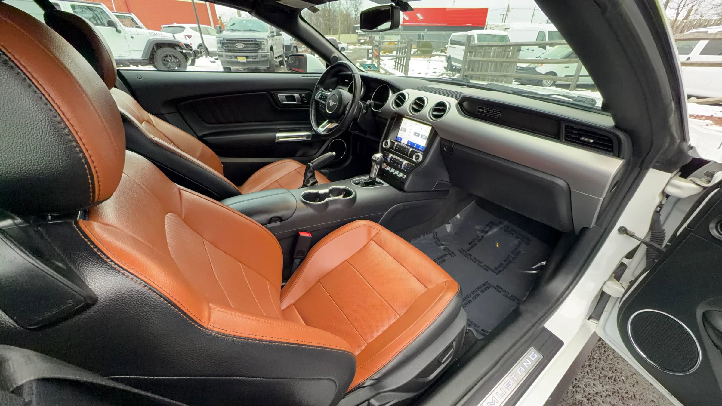 Used 2020 Ford Mustang Premium image 11