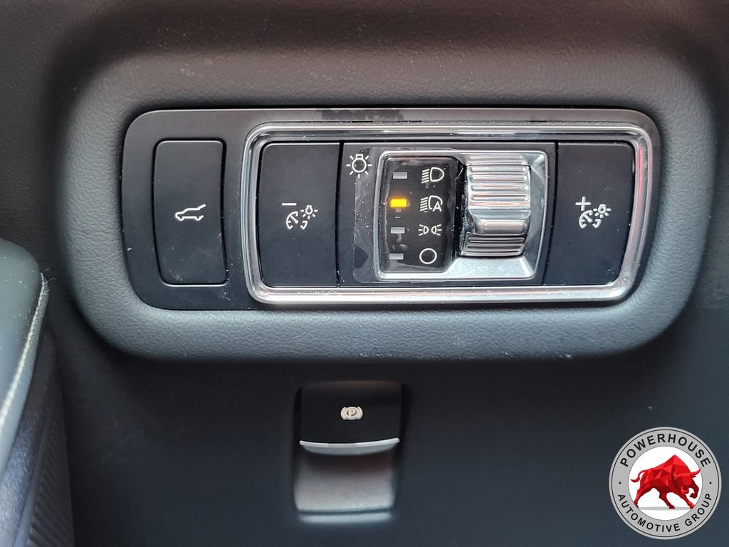 Used 2024 Lincoln Nautilus Reserve AWD/4WD image 29