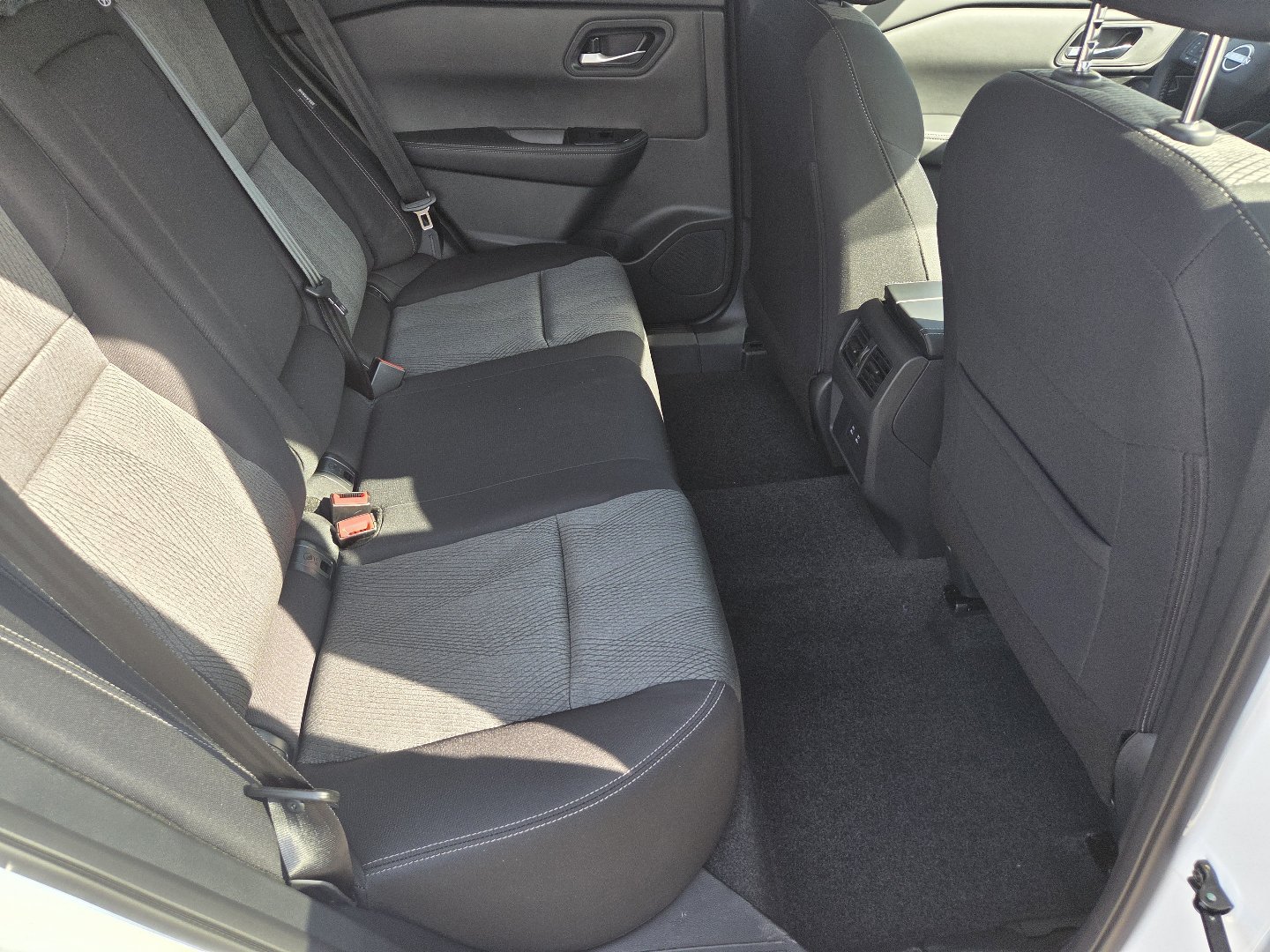 New 2027 Nissan Rogue SV AWD/4WD image 21