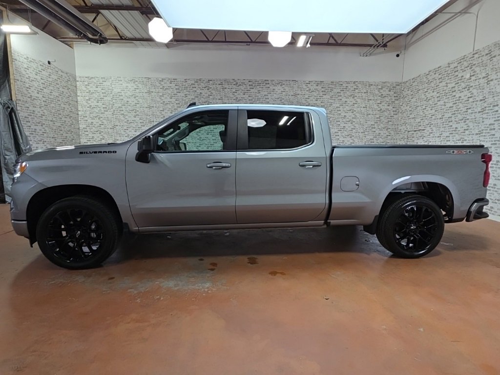 Used 2023 Chevrolet Silverado 1500 RST w/ Convenience Package II image 4