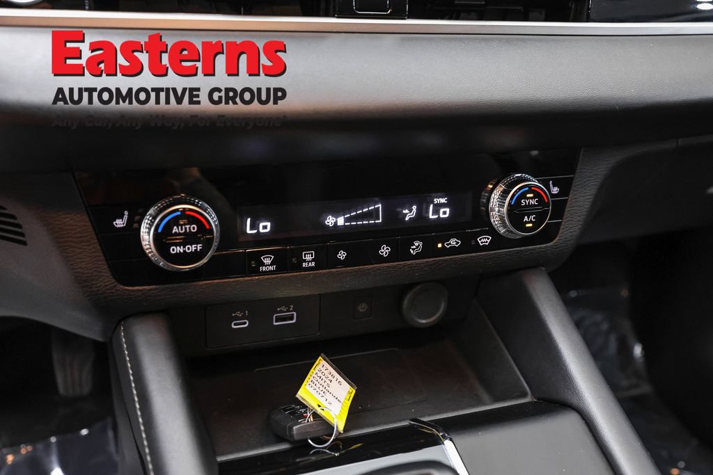 Used 2024 Mitsubishi Outlander SE AWD/4WD image 19