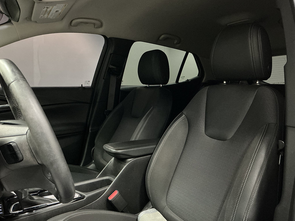 Used 2020 Buick Encore GX Preferred AWD/4WD image 9