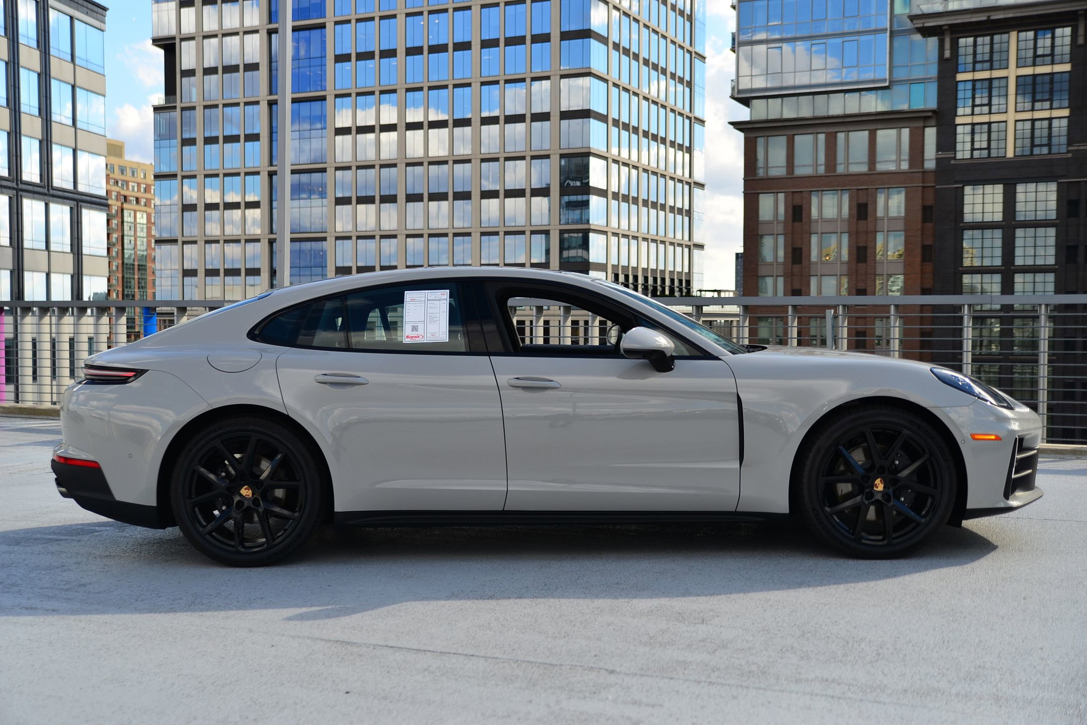 New 2026 Porsche Panamera 4 image 8