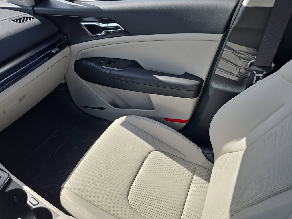 New 2026 Kia Sportage EX image 16