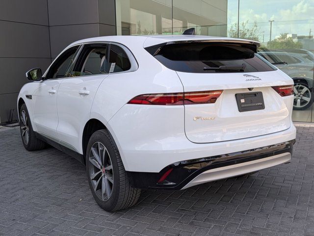 Used 2023 Jaguar F-PACE S image 7