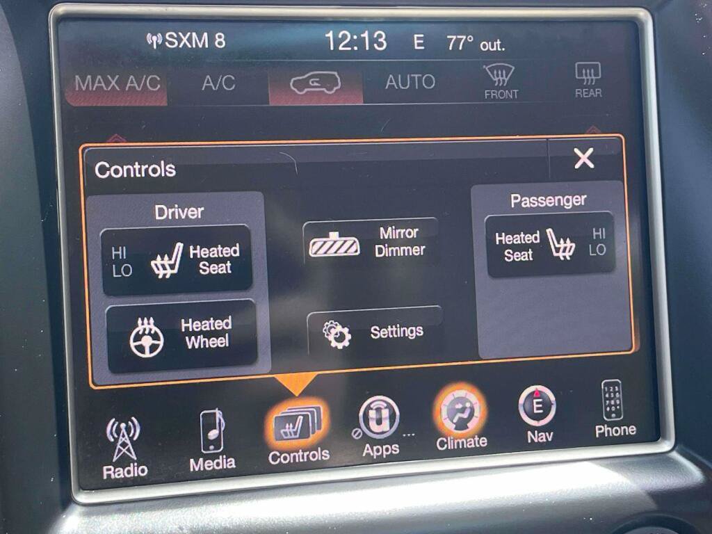 Used 2016 Jeep Grand Cherokee Limited AWD/4WD image 29