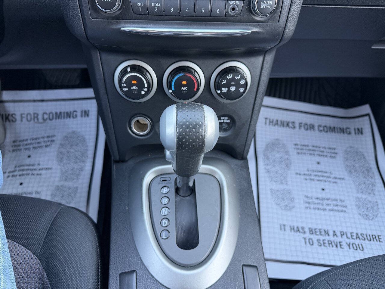 Used 2013 Nissan Rogue SV FWD image 12