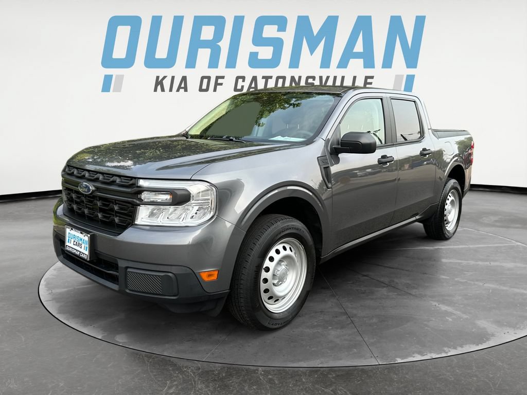 Used 2023 Ford Maverick XL FWD image 2