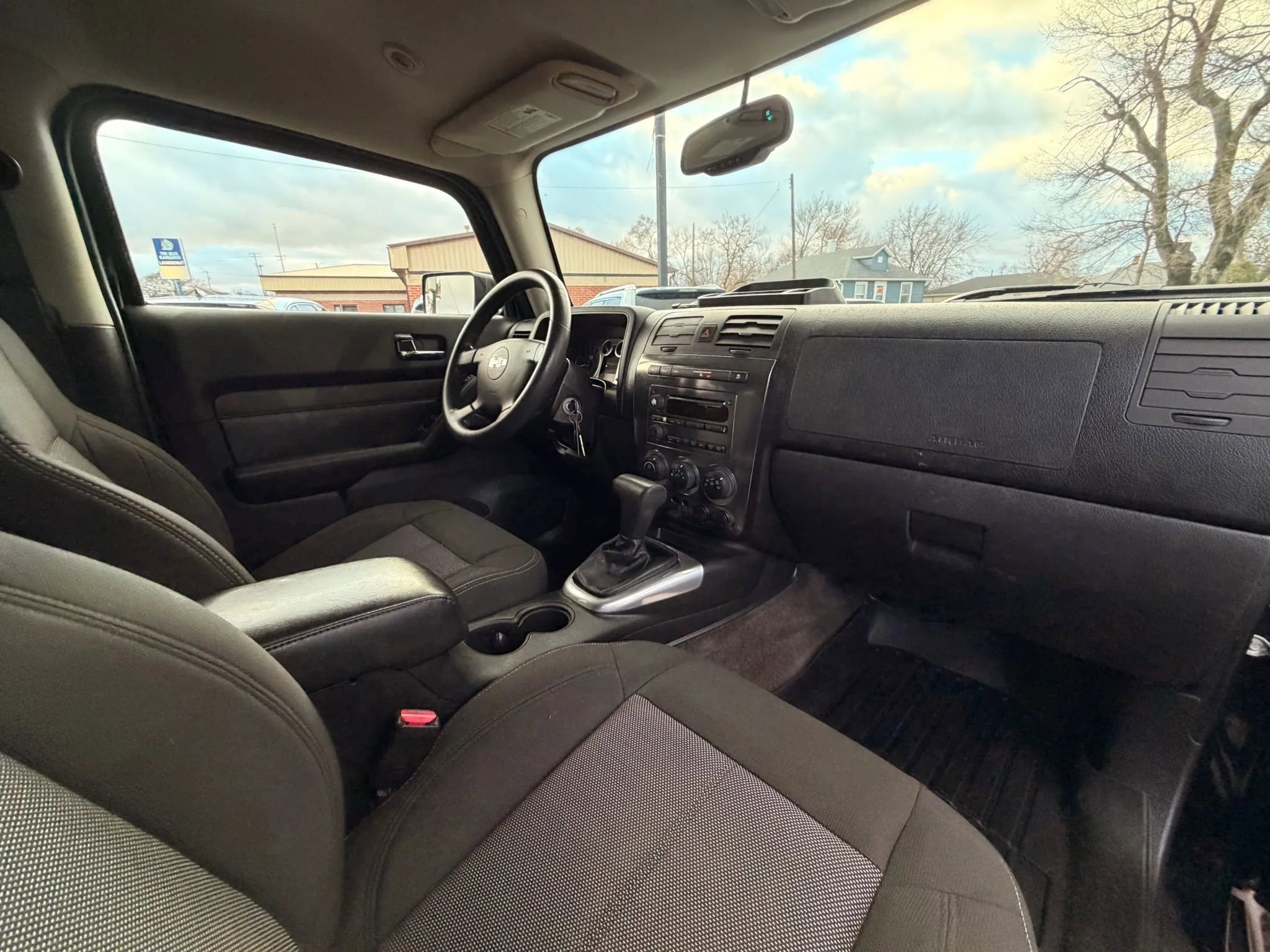 Used 2010 HUMMER H3 AWD/4WD image 20