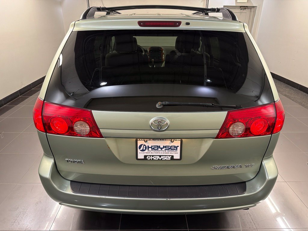 Used 2007 Toyota Sienna XLE FWD image 5