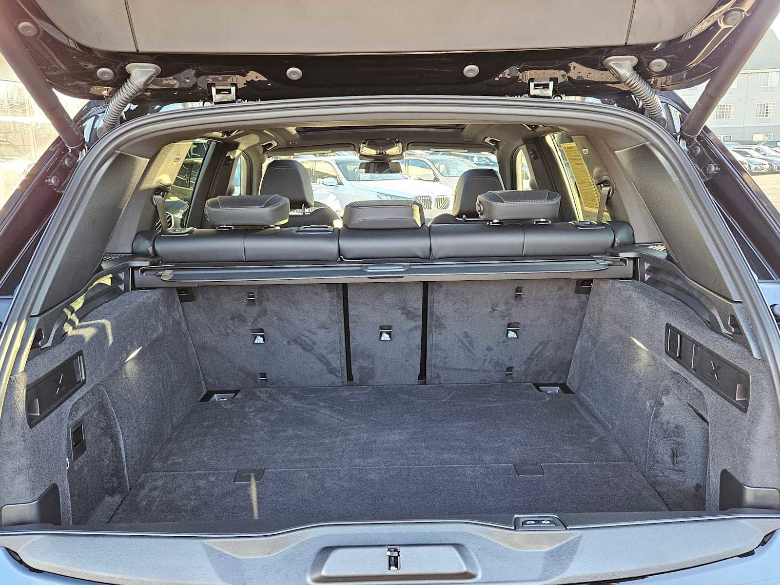 Used 2026 BMW X5 xDrive50e w/ M Sport Package image 18