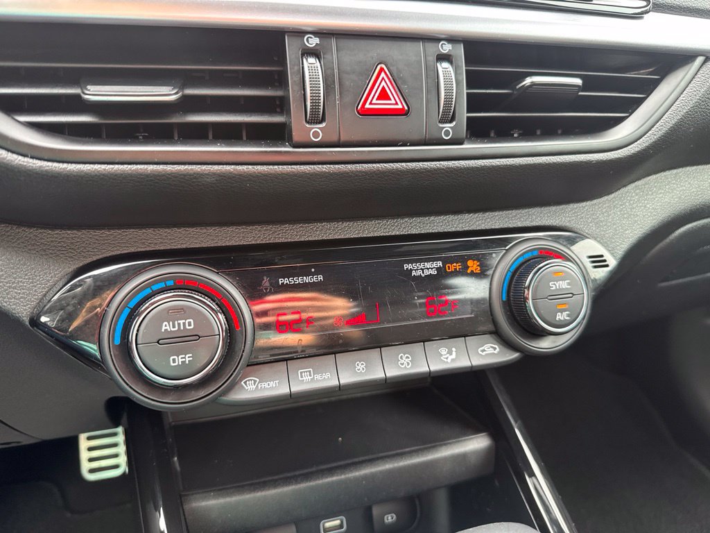 Used 2023 Kia Forte GT-Line w/ GT-Line Technology Package FWD image 22