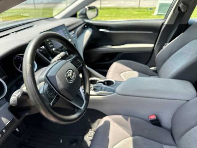 Used 2023 Toyota Camry LE FWD image 7