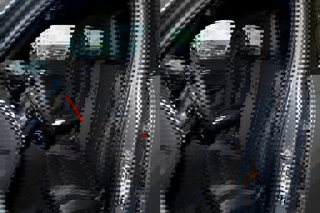 Used 2025 BMW X2 M35i w/ Premium Package image 35