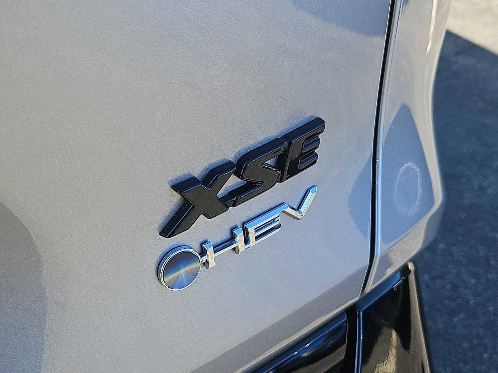 Used 2025 Toyota RAV4 XSE w/ Advanced Technology Package image 11