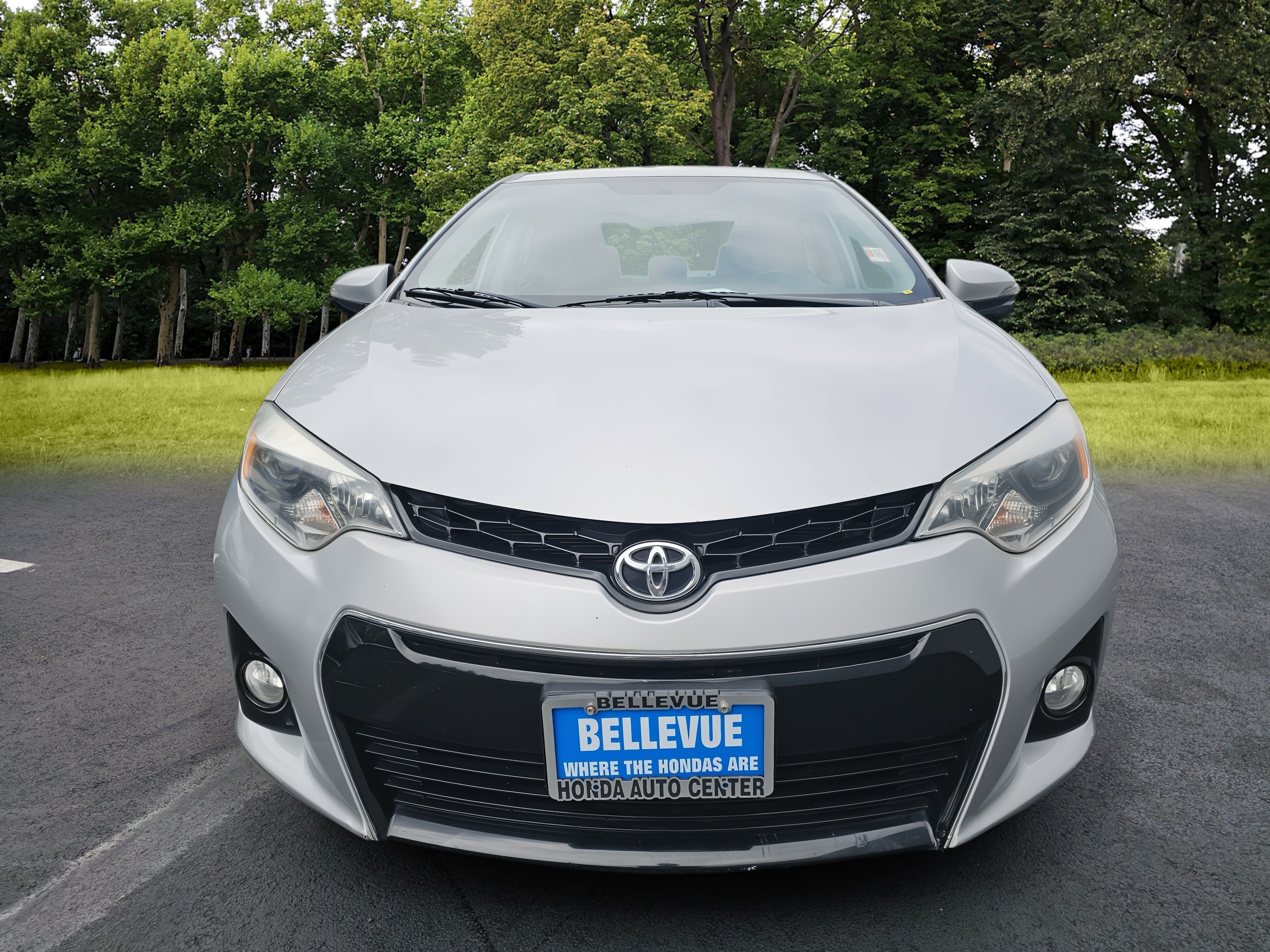 Used 2016 Toyota Corolla S FWD image 2