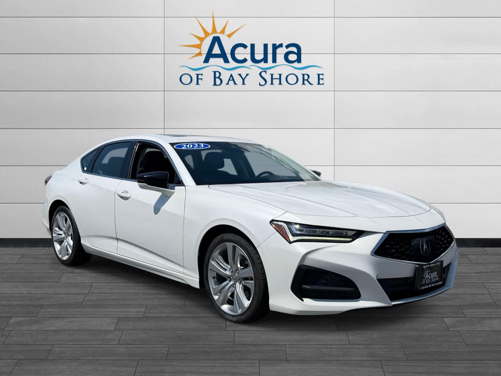 Used 2023 Acura TLX w/ Technology Package FWD image 2
