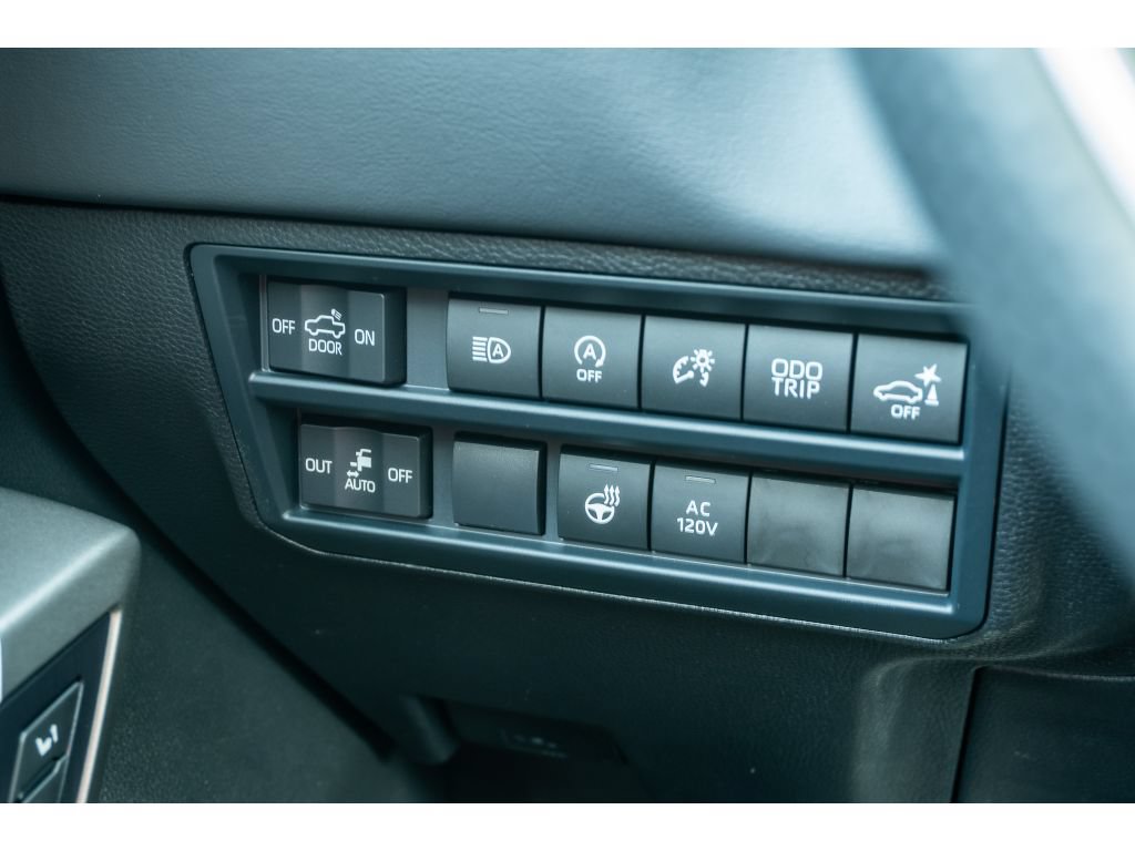 Used 2026 Toyota Tundra Platinum AWD/4WD image 27