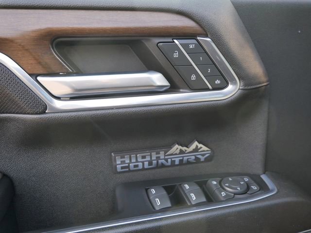 Used 2024 Chevrolet Silverado 1500 High Country w/ High Country Premium Package image 12