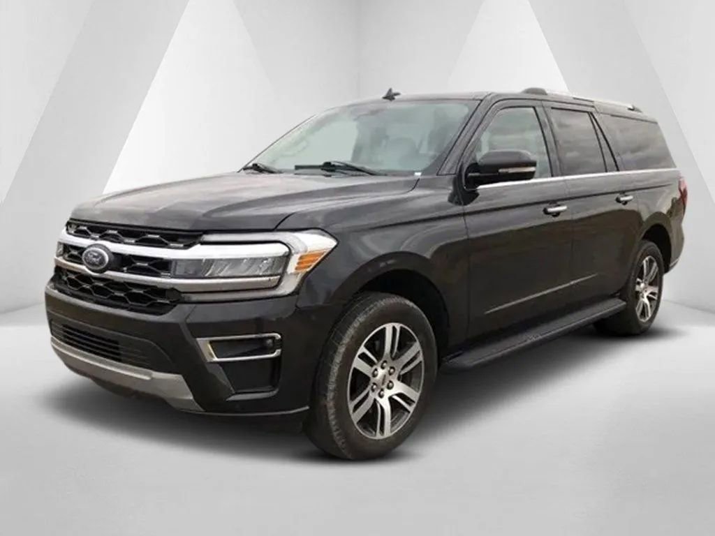 Used 2024 Ford Expedition Max Limited image 3