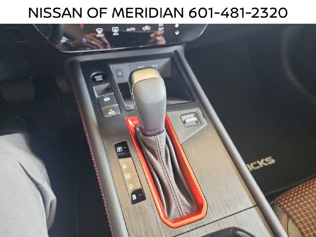 New 2027 Nissan Kicks SR FWD image 18