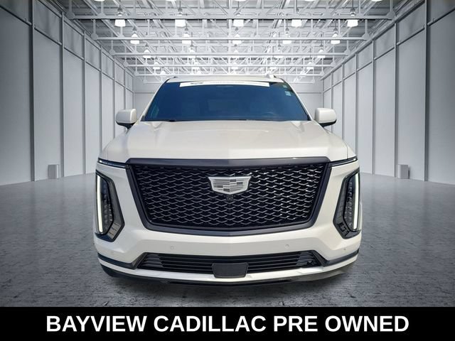 Used 2025 Cadillac Escalade ESV Sport Platinum w/ LPO, ONYX Package AWD/4WD image 9