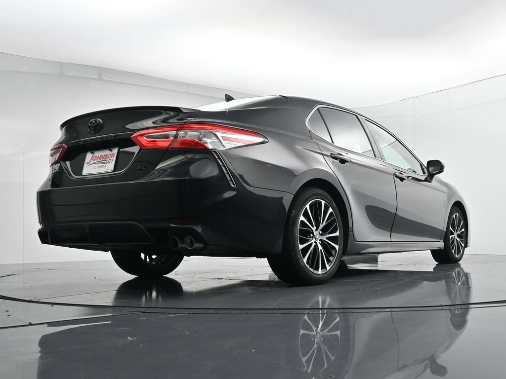 Used 2020 Toyota Camry SE w/ Audio Package FWD image 37