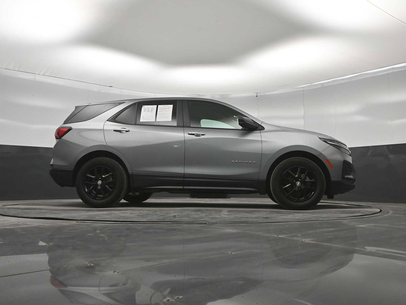 Used 2023 Chevrolet Equinox LS w/ LS Convenience Package FWD image 40