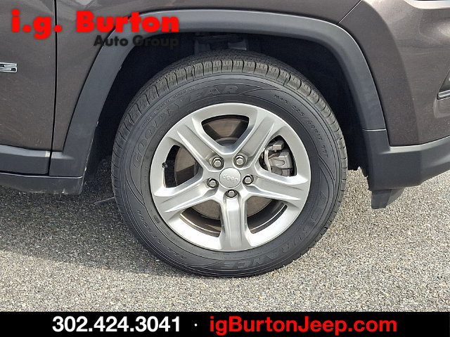 Certified 2024 Jeep Compass Latitude AWD/4WD image 8
