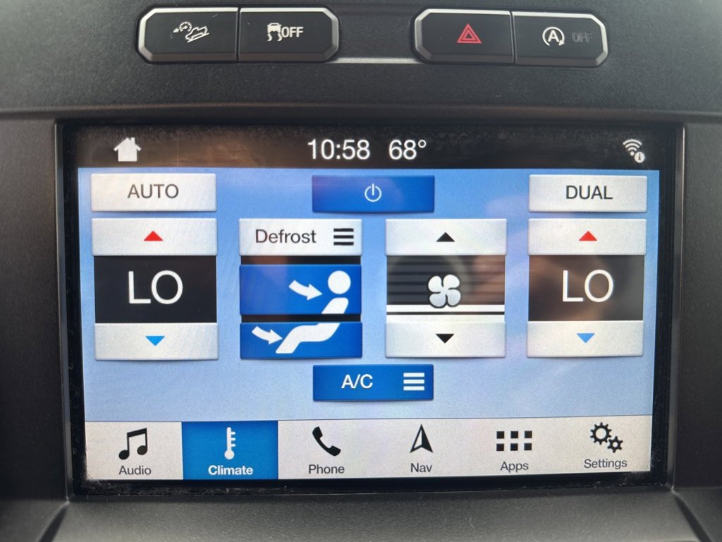 Used 2018 Ford F150 Lariat image 40