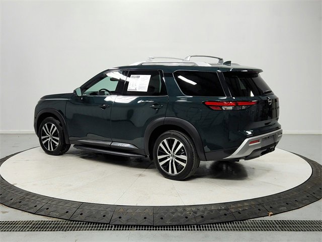 Used 2024 Nissan Pathfinder Platinum w/ Lighting Package (N93) image 5
