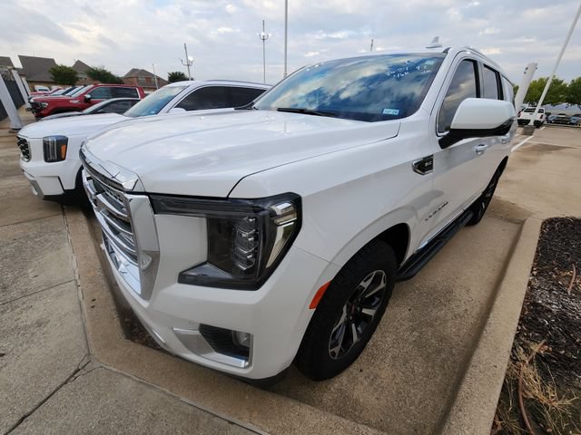 Used 2021 GMC Yukon SLT w/ SLT Luxury Plus Package AWD/4WD video 3