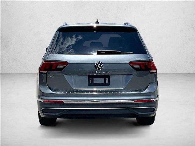 Used 2022 Volkswagen Tiguan SE FWD image 4