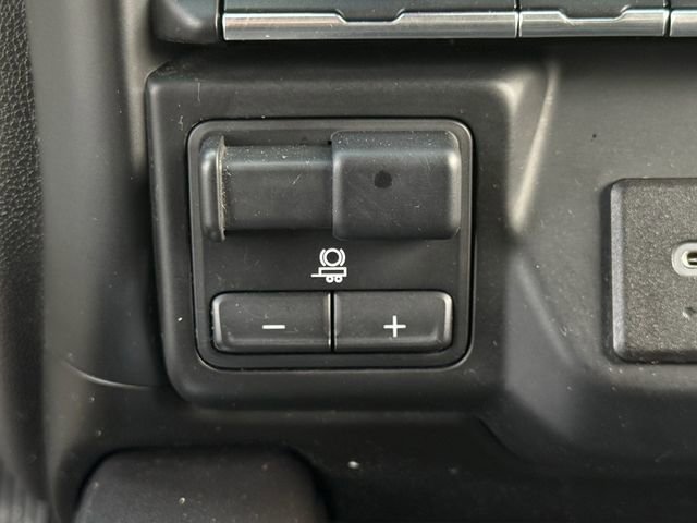 Used 2021 Chevrolet Silverado 1500 LT Trail Boss w/ Bed Protection Package AWD/4WD image 25