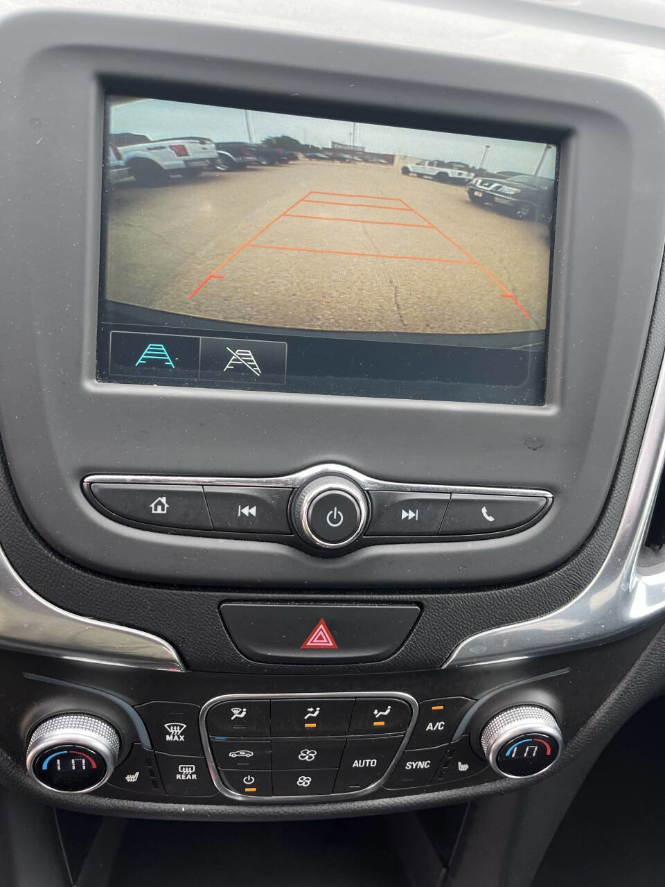 Used 2018 Chevrolet Equinox LT AWD/4WD image 24