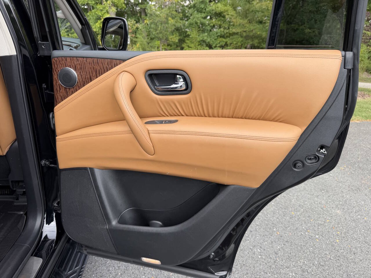 Used 2017 Nissan Armada Platinum w/ Captain Seat Package AWD/4WD image 29