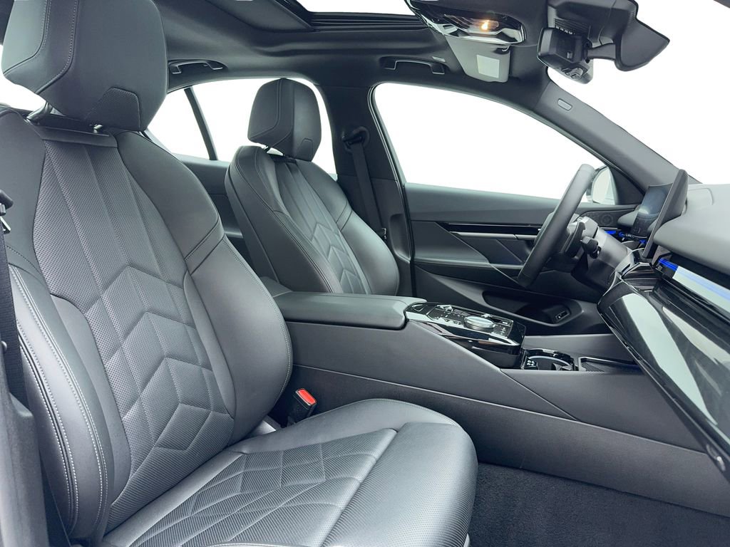 Used 2024 BMW 530i image 50