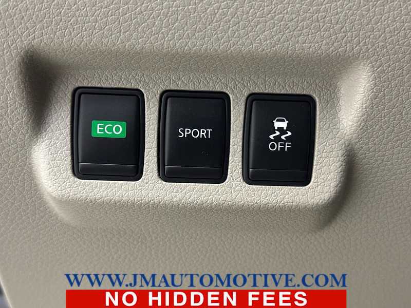 Used 2014 Nissan Sentra SL w/ Premium Package image 35