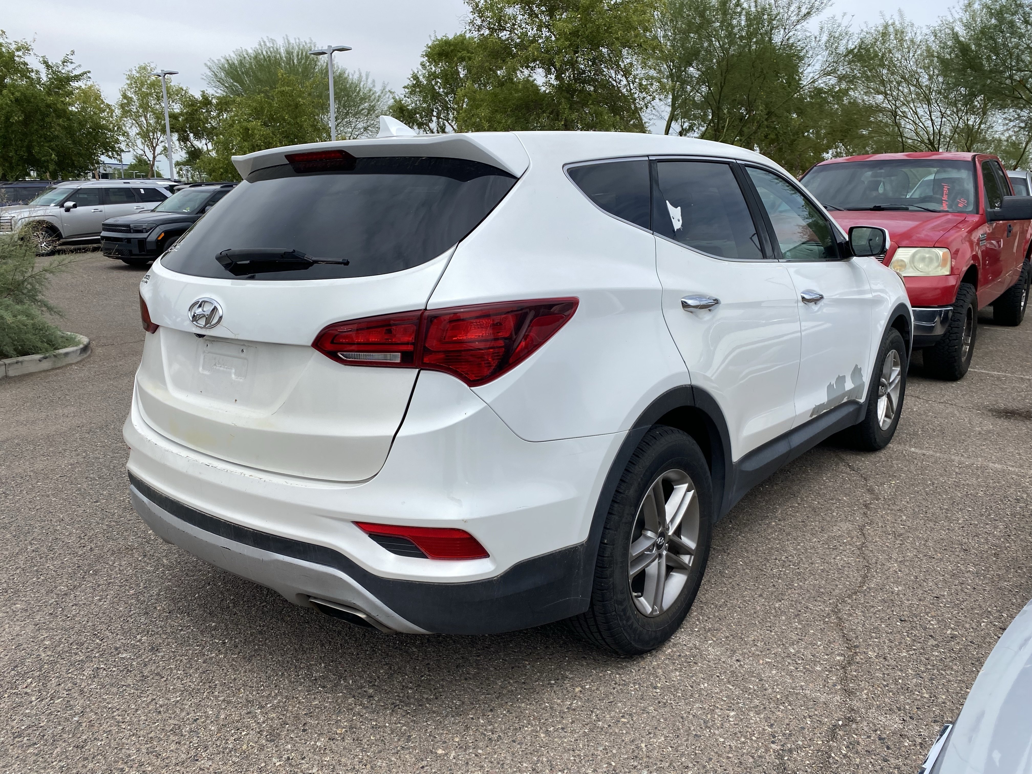 Used 2017 Hyundai Santa Fe Sport FWD video 2