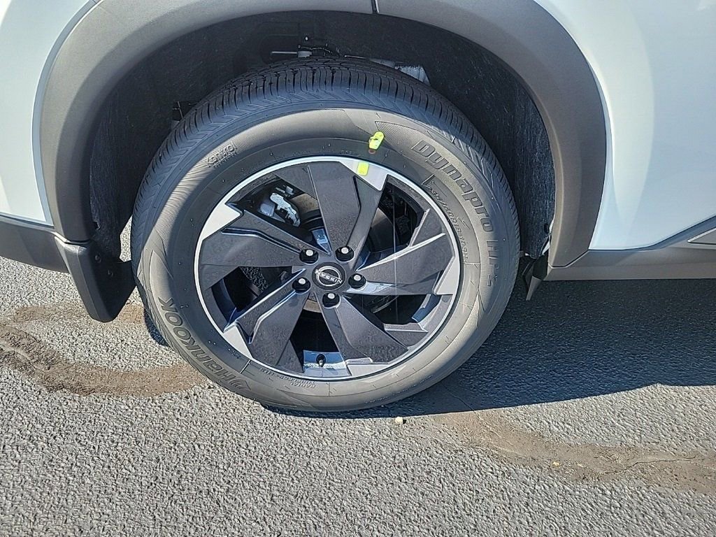 New 2026 Nissan Rogue SV w/ SV Premium Package image 11