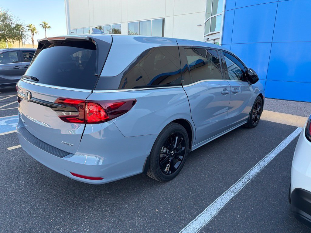 Certified 2023 Honda Odyssey Sport image 6