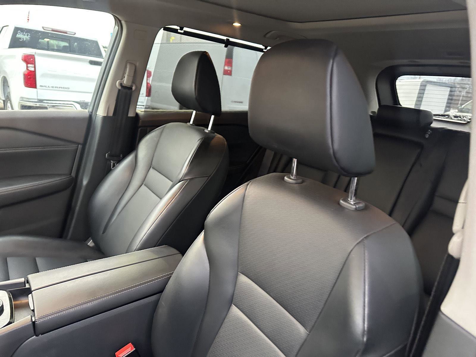 Used 2022 Nissan Rogue SV w/ SV Premium Package image 24