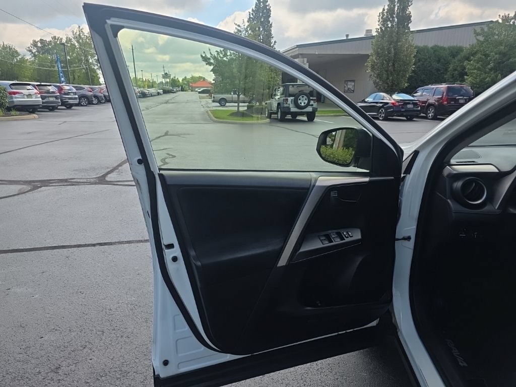 Used 2018 Toyota RAV4 LE w/ All Weather Liner Package FWD image 11