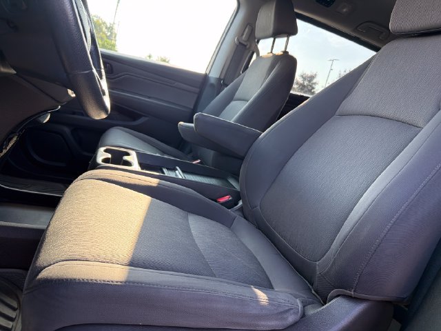 Used 2019 Honda Odyssey EX image 10