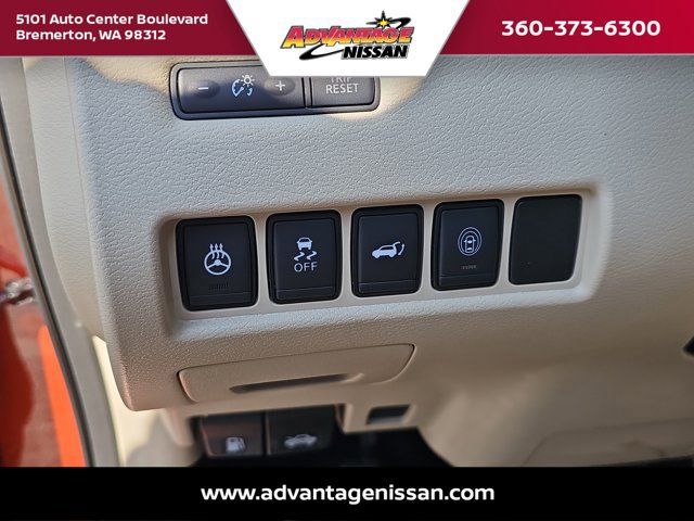 Used 2020 Nissan Murano Platinum image 11