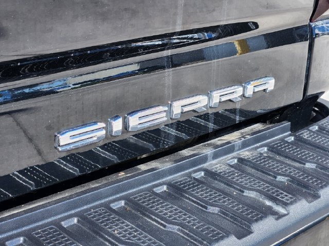 Used 2026 GMC Sierra 2500 Denali Ultimate AWD/4WD image 13